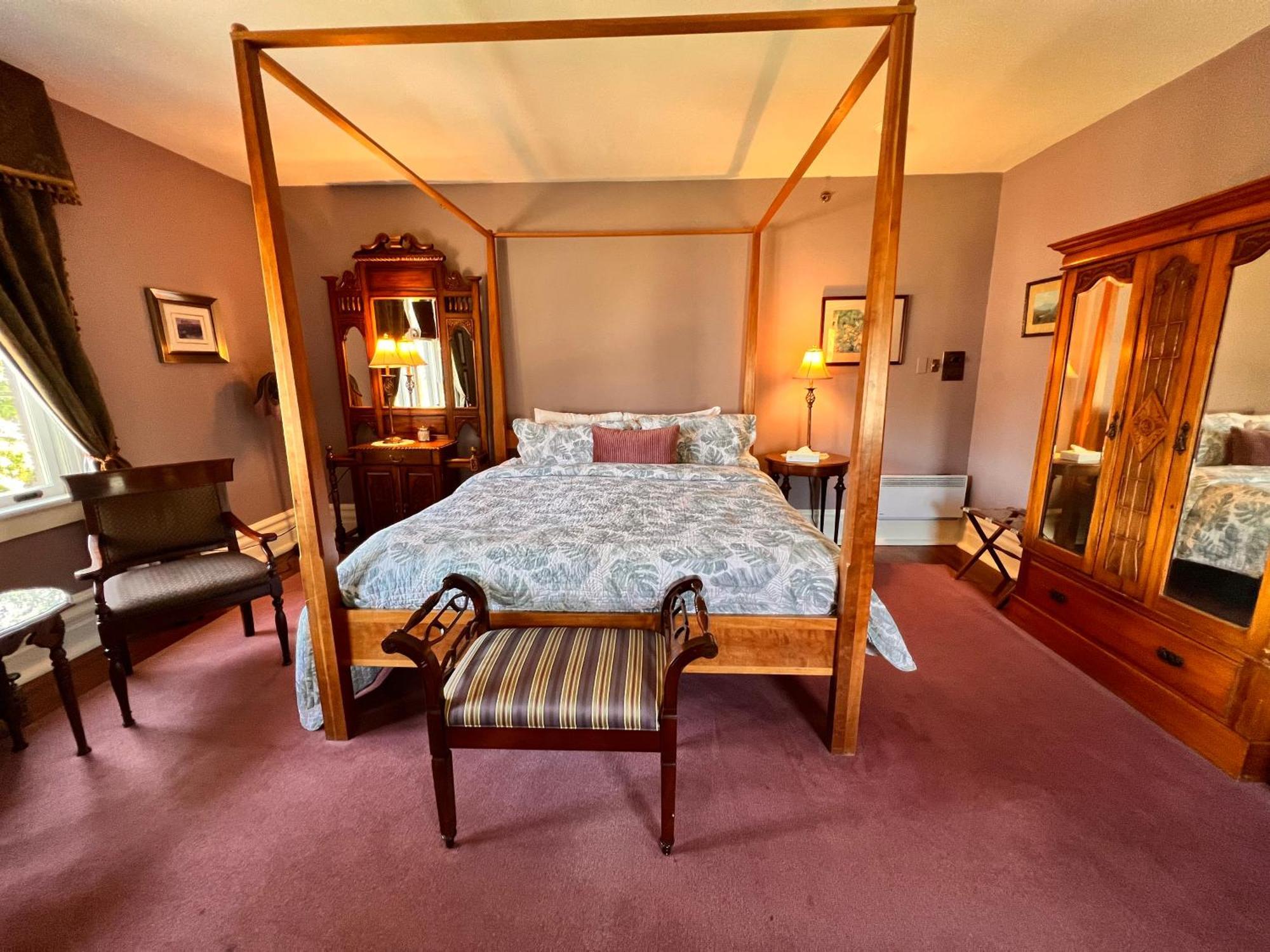 Prior Castle Inn Victoria Rum bild